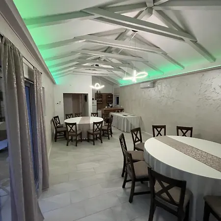 Vikendica Konstantin Slatina-banja Luka Laktaši