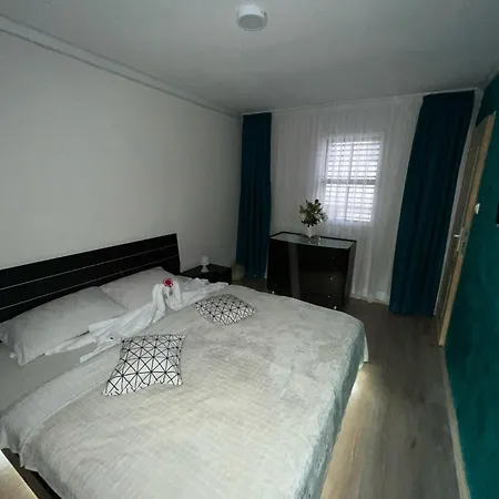 Vikendica Konstantin Slatina-banja Luka Laktasi