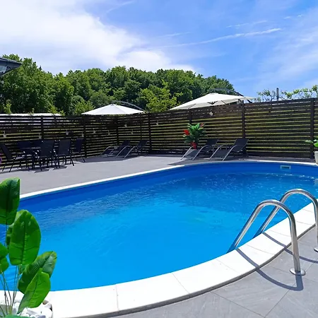 Vikendica Konstantin Slatina-banja Luka *